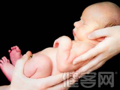 新生儿护理禁忌 怎么护理新生儿 四大禁忌千万别做