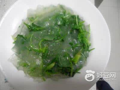 香菜粉皮的做法 香菜怎么做好吃?香菜粉皮助消化
