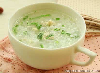 宝宝辅食鸡肉青菜粥 宝宝辅食-鸡肉菜粥