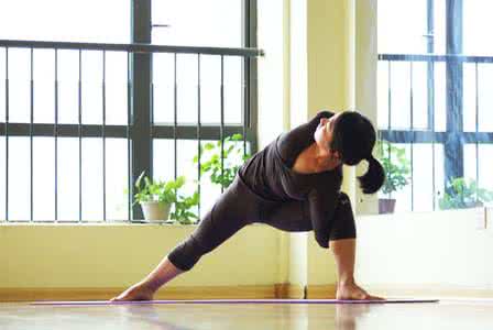 蕙兰瑜伽初学者 瑜伽初学者 ?初学瑜伽怎样快速进步 听蕙兰老师的经验之谈