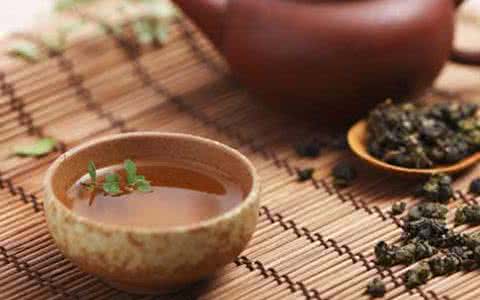 喝茶能降血糖吗 喝茶也能降血糖 附：超实用的茶疗小偏方