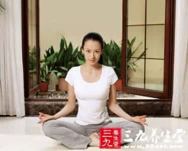 路老膏方 减肥小蛮腰 减肥瑜伽 5式恢复傲人小蛮腰