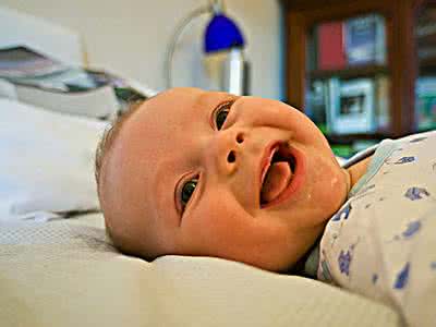 阴囊下垂是怎么回事 婴儿阴囊下垂怎么回事 阴囊下垂怎么回事