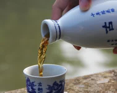 黄酒和米酒哪个好 黄酒和米酒的区别