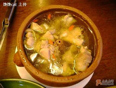 云南汽锅鱼 云南气锅鸡