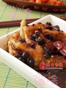 豆豉蒸凤爪 豉汁凤爪（8道巧用豆豉来调味的菜）
