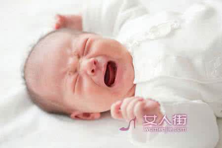 宝宝哭闹不停的原因 宝宝晚上哭闹不停的常见原因