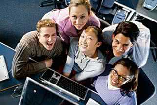 申请美国留学全奖专业 美国留学“性价比最高”的前三个专业