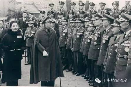 蒋介石宋美龄 蒋介石是如何处置“非礼”宋美龄的那些士兵