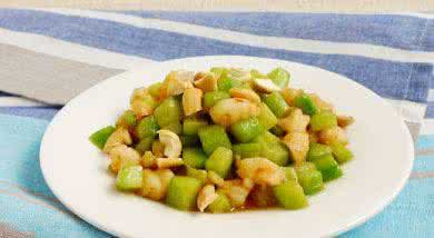 黄瓜虾仁腰果做法大全 黄瓜腰果虾仁的做法 黄瓜腰果炒虾球的做法