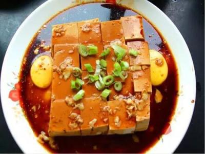 香菇肉末豆腐 豆腐这样吃，比肉还香一百倍！16款人气豆腐做法，根本停不下来~
