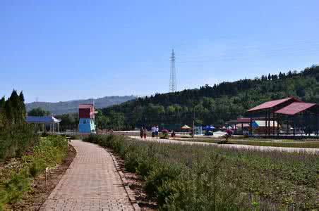 锦林百花园 锦林百花园 锦林百花园-太原市旅游观光、休闲娱乐综合区