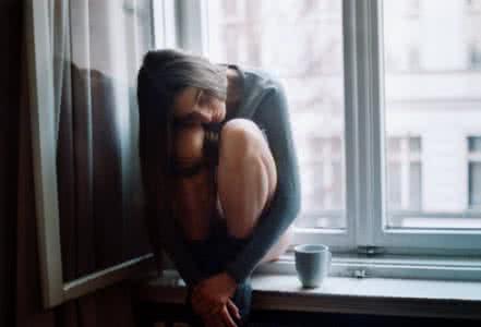 脾气犟的人性格分析 脾气犟思想偏激大都是阴血虚