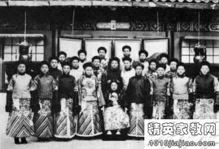 太监娶妻洞房做什么 清朝太监们的私生活:有人暴富娶妻有人贫贱如蚁
