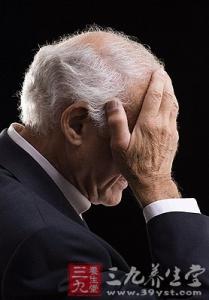 老人脑血栓吃什么好 老人七种异常症状为脑血栓信号