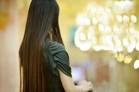 把眼泪留给最疼你的人 把爱留给最疼你的人【情感美文】