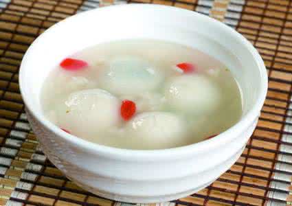 汤圆和甜酒怎么煮好吃 米酒汤圆怎么做