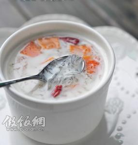 燕窝的家常做法 燕窝怎么炖 炖燕窝的做法,炖燕窝怎么做好吃,炖燕窝的家常做法