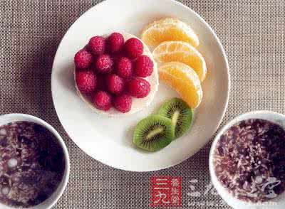 女性经期四大饮食禁忌 女性经期饮食 痛经不能吃什么