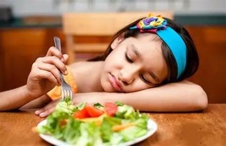 孩子积食的症状 “滚蛋吧积食症”！孩子年后积食用这4招可消除丨父母必读