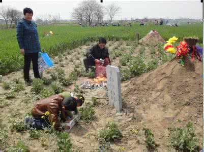 平时可以去扫墓吗 平时可以去扫墓吗 平时可以扫墓吗？