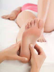 全身减肥瘦身 足底按摩减肥 既瘦身又使全身轻松