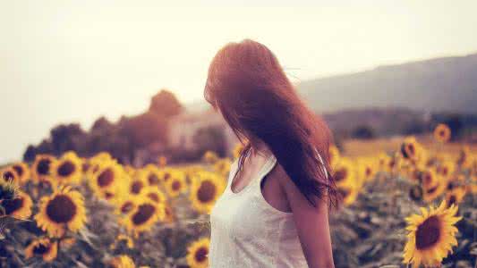 一直勉强相处总会累垮 总会有那么一瞬间，累