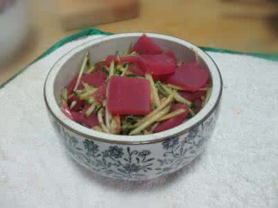 红薯粉的做凉粉教程 教你做凉粉