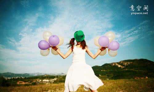 很有哲理的句子 很有哲理的句子：没有伞的孩子必须努力奔跑