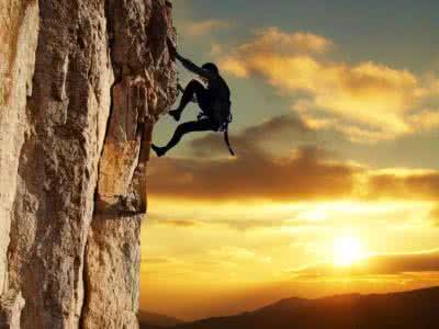 室内攀岩一次多少钱 攀岩简介