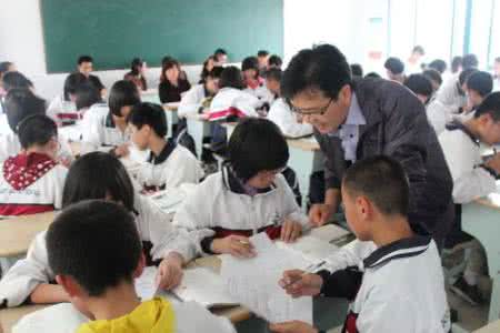 初中历史与社会论文 初中历史与社会课堂教学论文