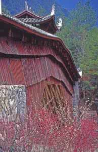 中国廊桥 全中国只有他家里有一座廊桥,霸气！