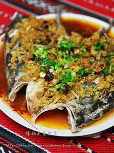 剁椒鱼头制作方法 十款招牌鱼头制作密诀  3