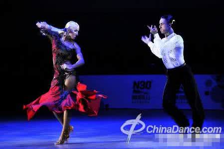 纳西族 精彩瞬间 纳西族的“拟兽舞”有着怎样的精彩瞬间