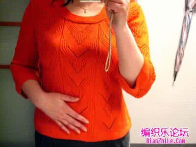 明月棒针挑圆领 【棒针】靓丽的橙红色针织圆领中袖套衫
