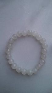 和田玉手链价格 和田玉手链价格 和田玉手链的鉴别方法及价格