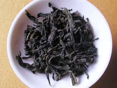 尚醇武夷岩茶贵的 武夷岩茶的色、香、味、醇、鲜、滑