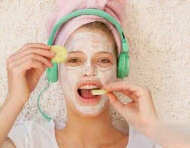 自制去皱紧肤面膜 自制水果面膜 祛皱美容最健康