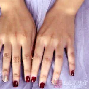 指甲形状怎么矫正 男女指甲这种形状易得罪人