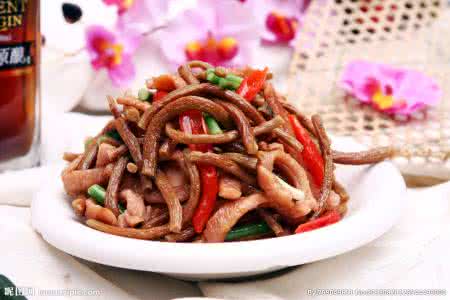 腊肉茶树菇的做法 茶树菇炒腊肉
