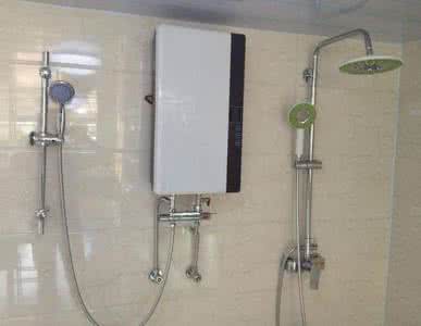 燃气热水器 电热水器 燃气热水器 电热水器 谁更合适 电热水器燃气热水器性能对比