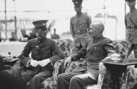 杜聿明与龙云 突袭昆明抓捕龙云:杜聿明替蒋介石背下了黑锅