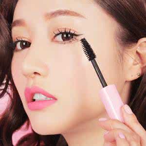 睫毛膏和假睫毛哪个好 这些睫毛膏的效果堪比假睫毛