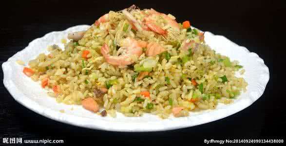 海鲜炒饭的做法大全 海鲜炒饭 海鲜炒饭的做法,海鲜炒饭怎么做好吃,海鲜炒饭的家常做法