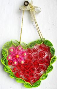 衍纸手工 情人节衍纸心的手工纸艺制作图解教程