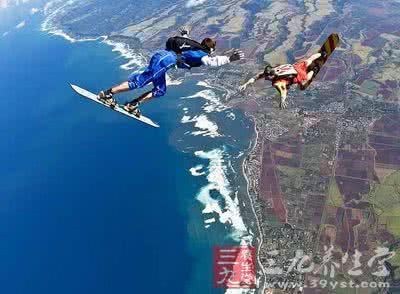 著名户外运动品牌 户外运动 你知道世界有哪些著名的蹦极点吗