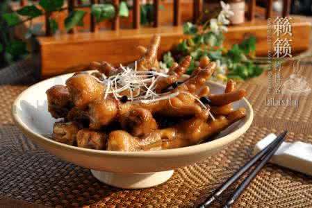 豆豉鸡爪 【豆豉鸡爪】春节家宴上的24道下酒菜！