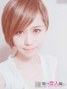 女王范儿文案 图文：想有女王范儿，其实很简单。。。