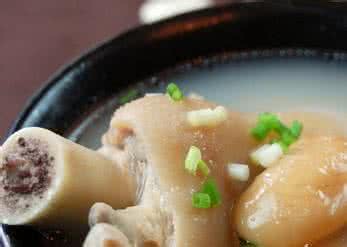 雪豆炖蹄花 【详图细解】雪豆炖蹄花的做法