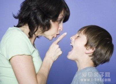 幼儿发脾气怎么办 家长如何对付幼儿发脾气